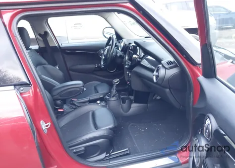 2015 Mini Hardtop Cooper S из США, поврежденный, VIN WMWXU3C54F2B56275